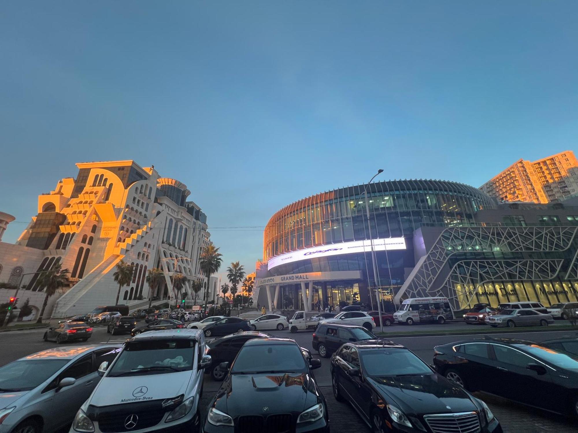 Hotel Paris Batumi Exterior foto